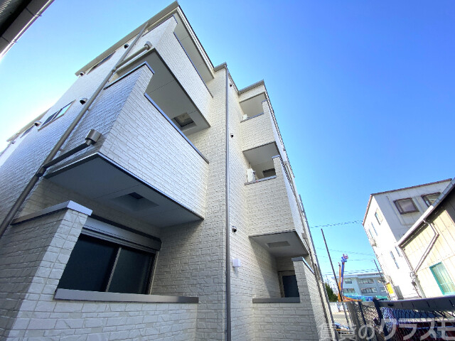 【大阪市淀川区田川のアパートの建物外観】