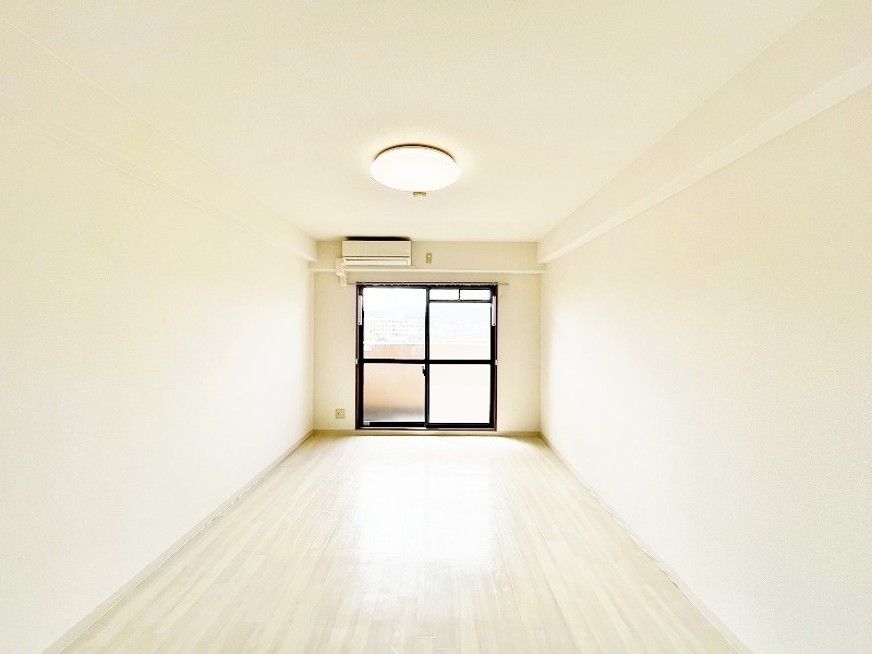 その他部屋・スペース　★洋室8帖★