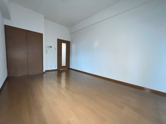 居室・リビング　※別号室の写真となります