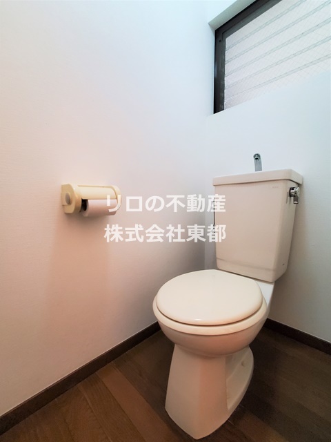 トイレ　うれしいバストイレ別で快適に♪