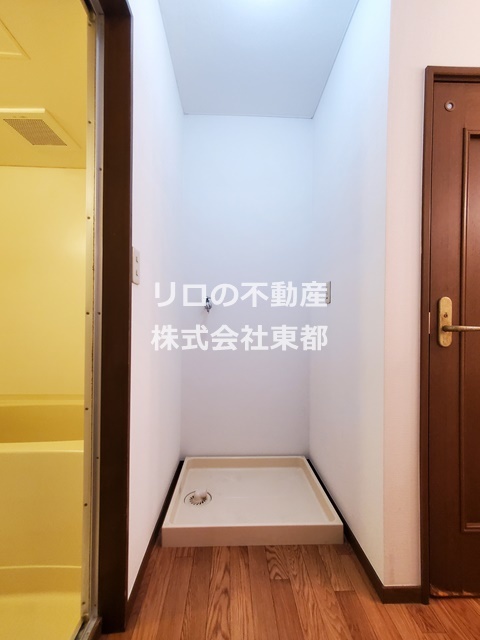 その他　雨の日も気にならない室内洗濯機置場♪