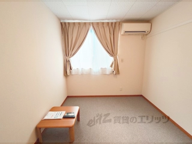 居室・リビング　洋室