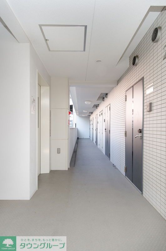 エントランス　★お部屋探しは株式会社タウンハウジング東京まで★