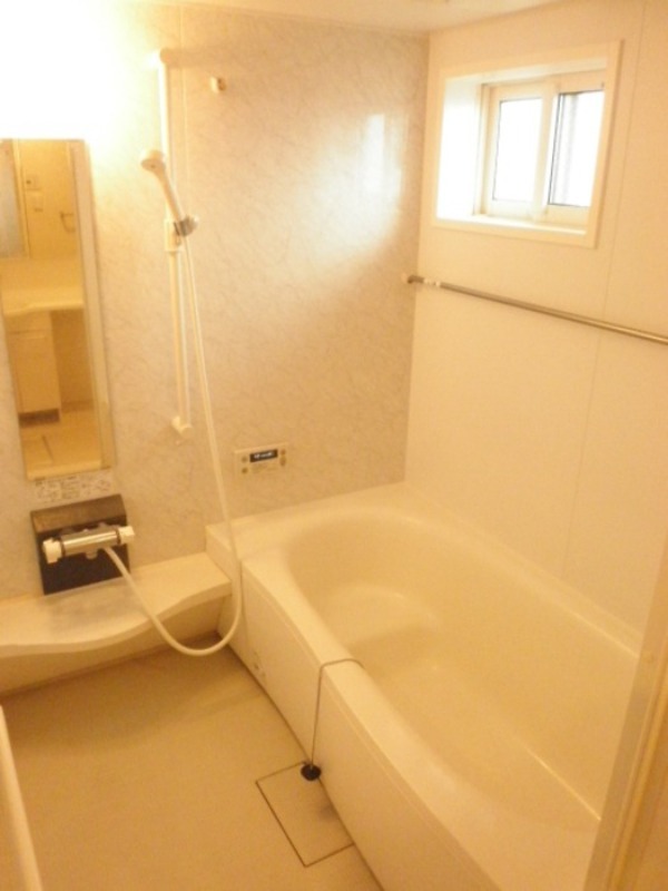 バス・シャワールーム　図面と現状に相違がある場合には現状を優先