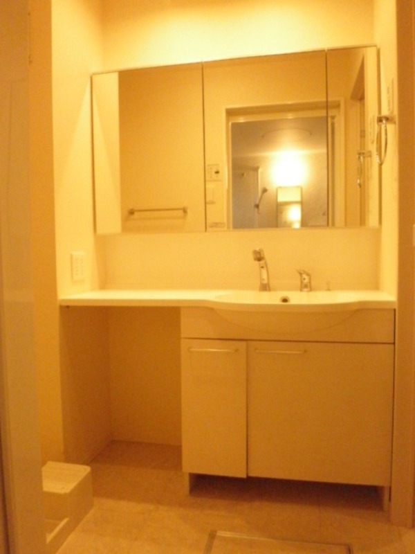 洗面設備　図面と現状に相違がある場合には現状を優先