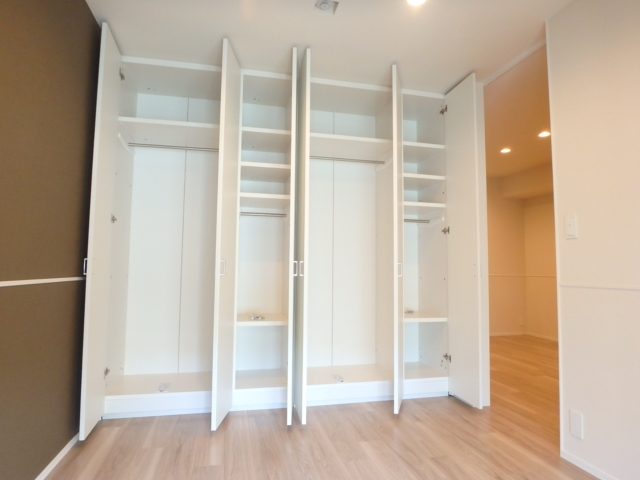 収納　[参考]同建築会社ヘーベルメゾンの施工例（現況優先）