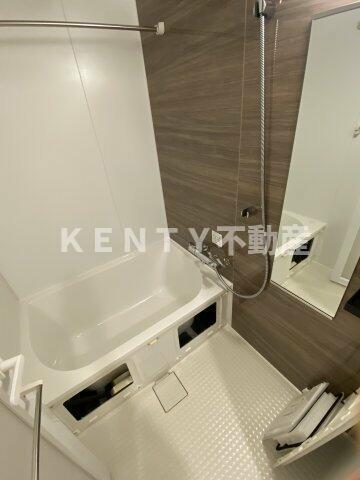 バス・シャワールーム　ゆったり過ごせるお風呂です