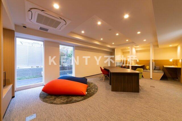 ロビー　落ち着いたロビーです