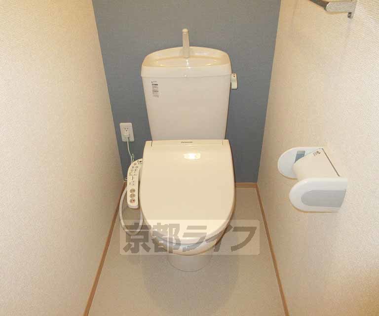トイレ　清潔感のあるトイレです