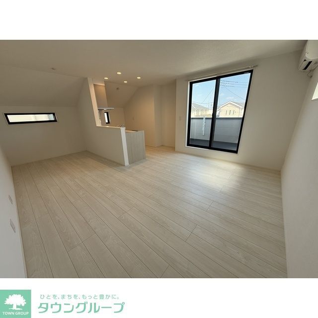 居室・リビング　★お部屋探しは株式会社タウンハウジング東京まで★