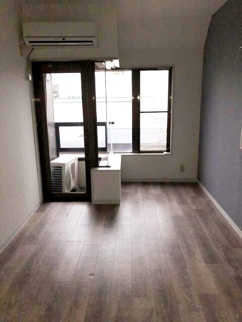 居室・リビング　LINEでのお問い合わせもお待ちしております♪