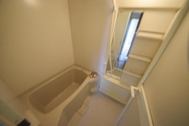 バス・シャワールーム　★一日の疲れを洗い流してくれます★