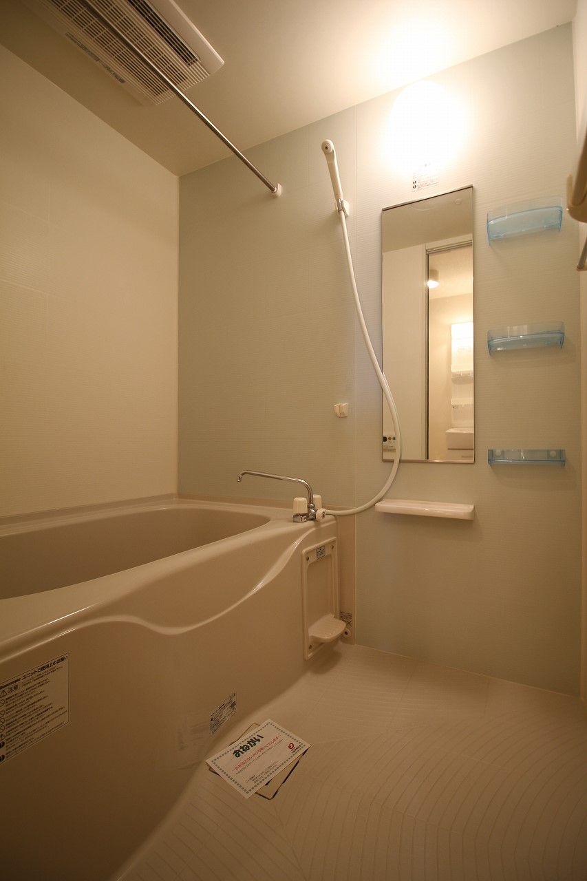 バス・シャワールーム　お風呂で日々の疲れを落としましょう