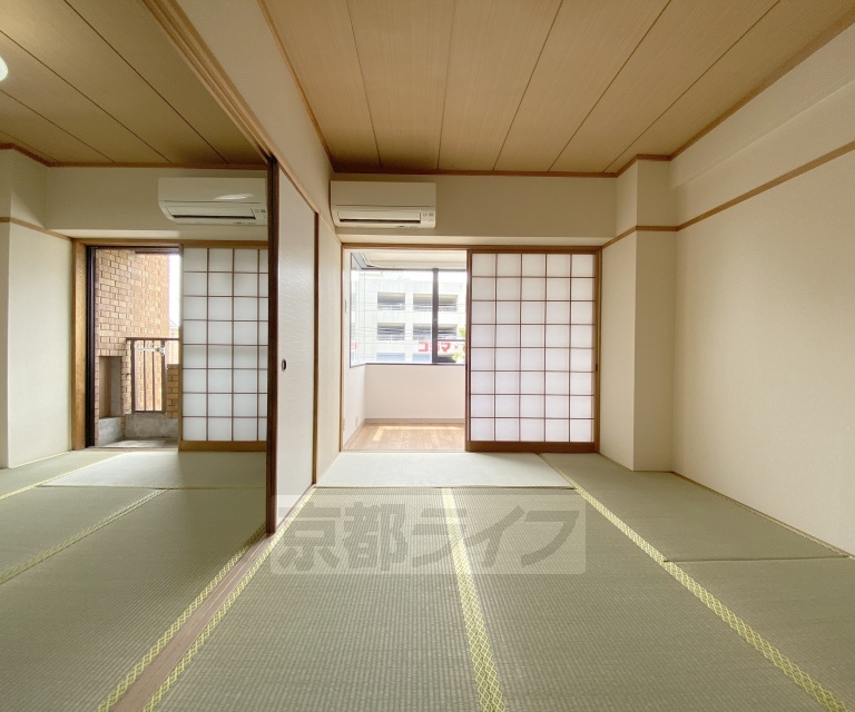 居室・リビング　憩いのスペース、リビングです！