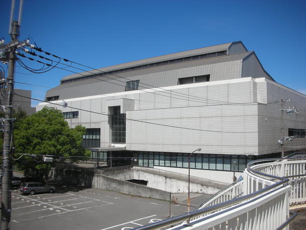 図書館　和歌山市民図書館（図書館）まで1527m