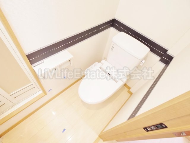 トイレ　※同仕様写真