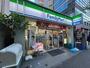 コンビニ　ファミリーマート 鶴屋町二丁目店（コンビニ）まで223m