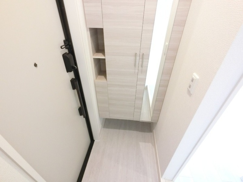 玄関　図面と現状に相違がある場合には現状を優先