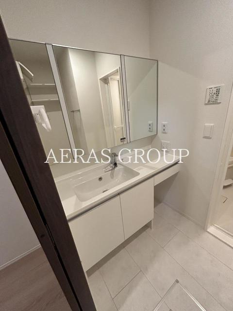 洗面設備　同仕様