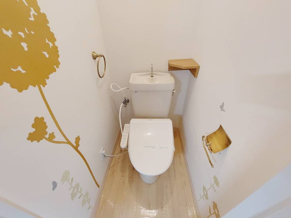 トイレ　トイレ