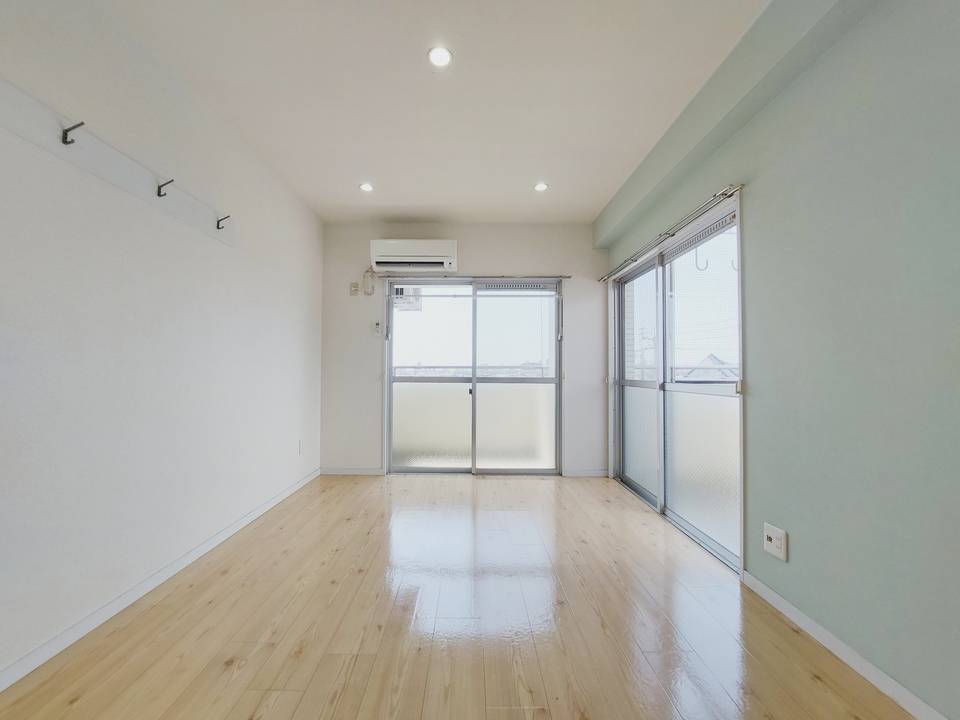 居室・リビング　リビング