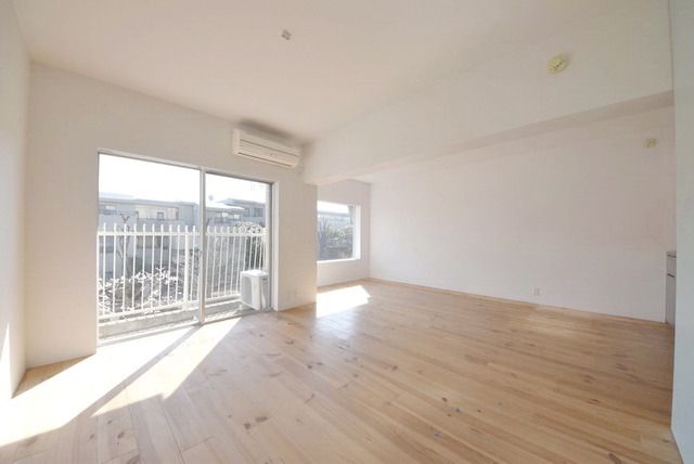 居室・リビング　★日当たり良好★