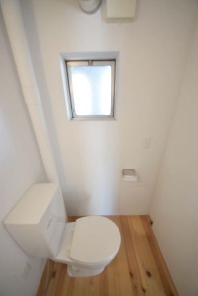 トイレ　★トイレに窓★