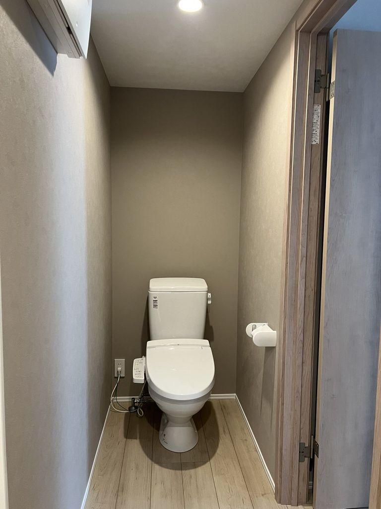 トイレ　トイレ