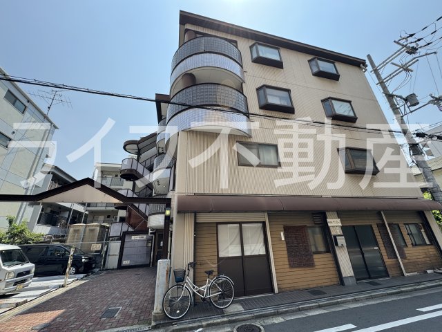 建物外観　外はこのようになっています