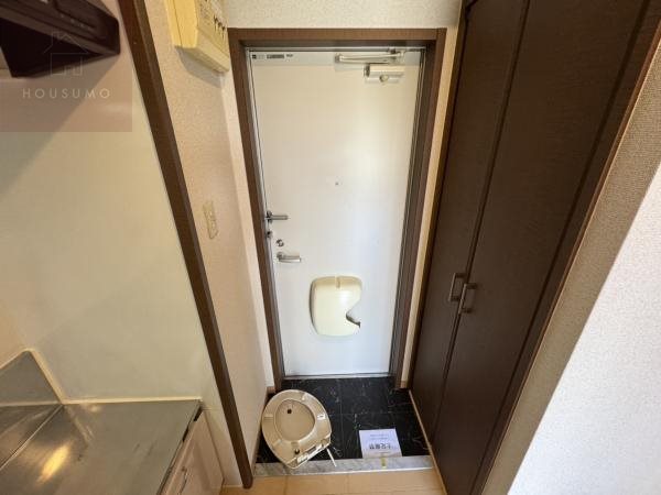 玄関　落ち着いた玄関です