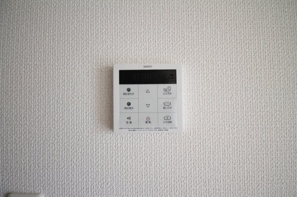 その他設備　※参考写真　105号室の室内写真です。色・設備等の違いや反転