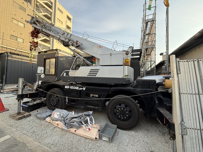 建物外観　建築中