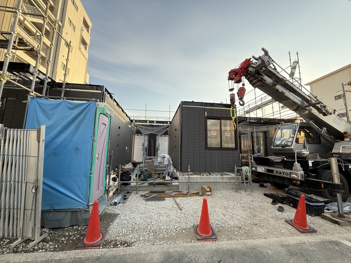 建物外観　建築中