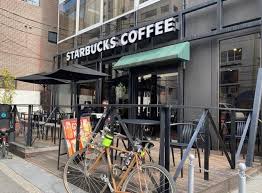 飲食店　スターバックスコーヒー 青山骨董通り店（飲食店）まで125m