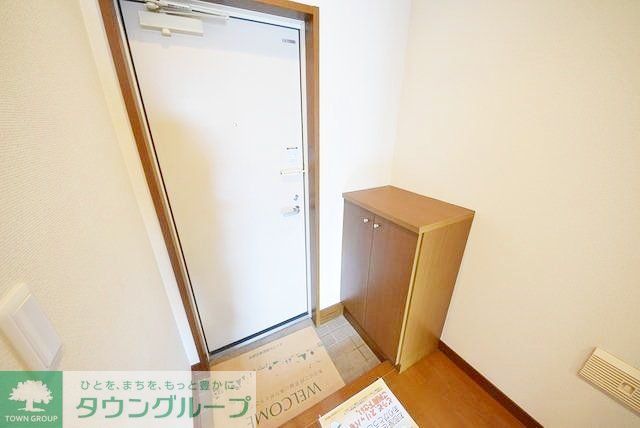 玄関　お問合せはタウンハウジングまで！※現地待合わせ相談可能