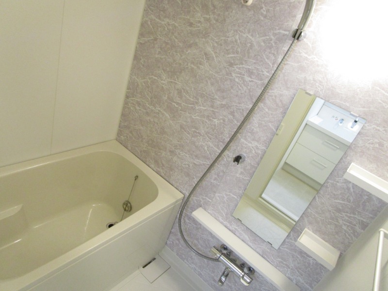 バス・シャワールーム　清潔な浴室！