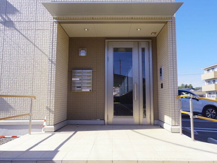 エントランス　エントランスロビー