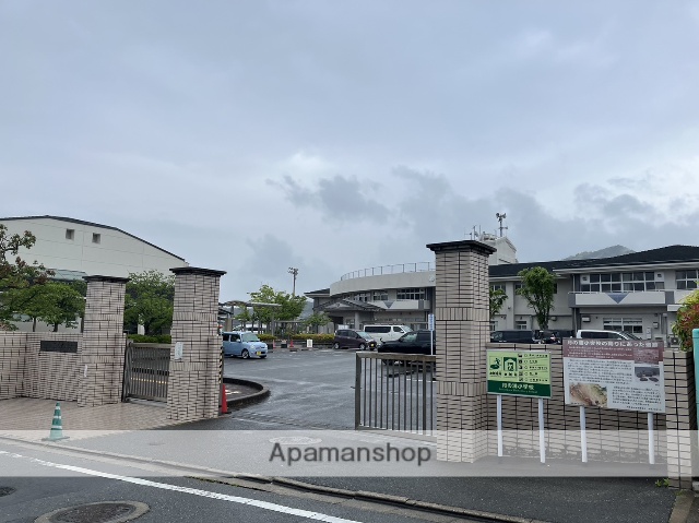 小学校　月の浦小学校（小学校）まで793m