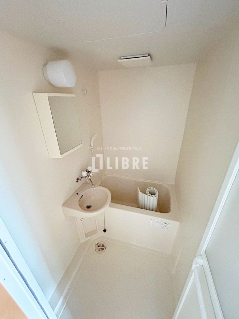 バス・シャワールーム　バス