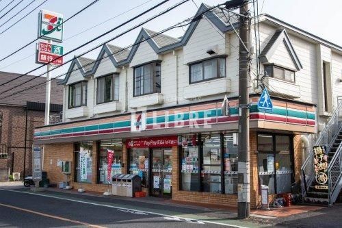 コンビニ　セブンイレブン日野市仲井店（コンビニ）まで870m
