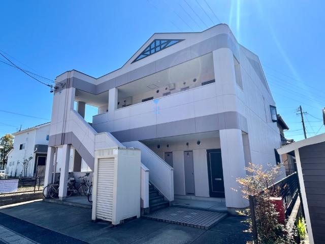 エントランス　外観写真（昼）