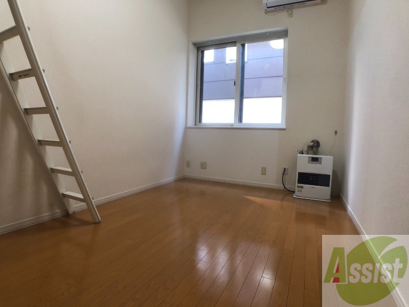 居室・リビング　広くてキレイなお部屋が広がっていて、充実した生活が送れそう。