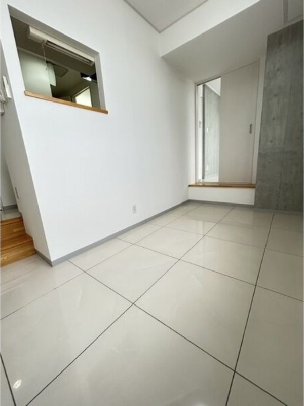 居室・リビング　同タイプ別号室の画像です。