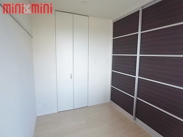 その他部屋・スペース　セミダブルのベッドまでは置いて頂けます