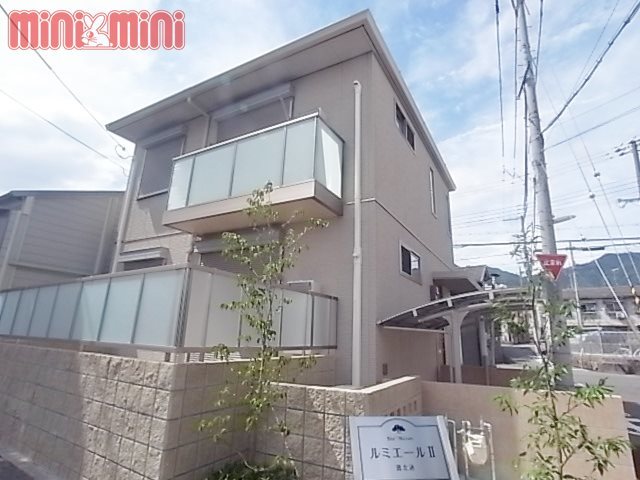 建物外観　積水ハウス施工のワンフロアー１戸の住宅です