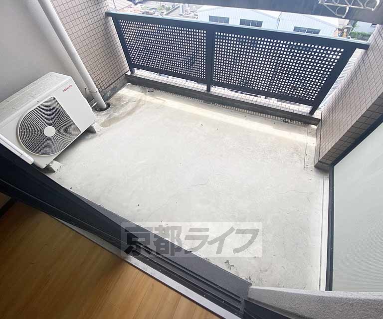 バルコニー　最上階なので眺めは良好です