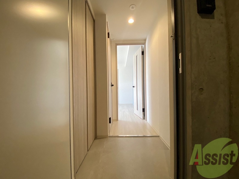 玄関　玄関にはシューズボックスもあり便利です！