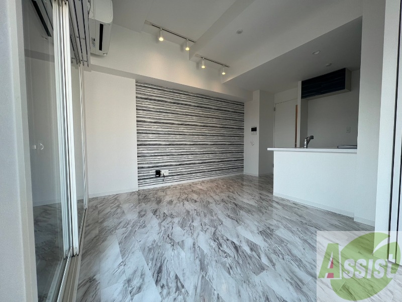 居室・リビング　広くてキレイなお部屋が広がっていて、充実した生活が送れそう。