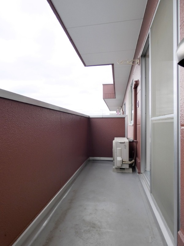 バルコニー　図面と現状に相違がある場合には現状を優先