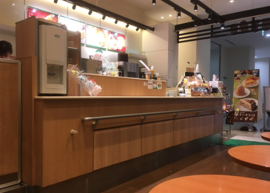 飲食店　ドトールコーヒーショップ 旭中央病院店（飲食店）まで337m